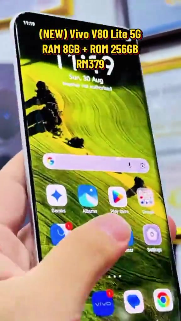 Skrin utama telefon dengan ikon aplikasi dan overlay (NEW) Vivo V80 Lite 5G RAM 8GB + ROM 256GB RM379