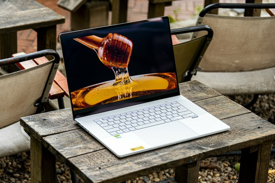 ASUS ProArt P16 RTX Spark: laptop đồ họa AI cho người chuyên nghiệp
