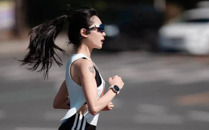 Những dấu hiệu cảnh báo sự cố tim mạch khi chạy marathon
