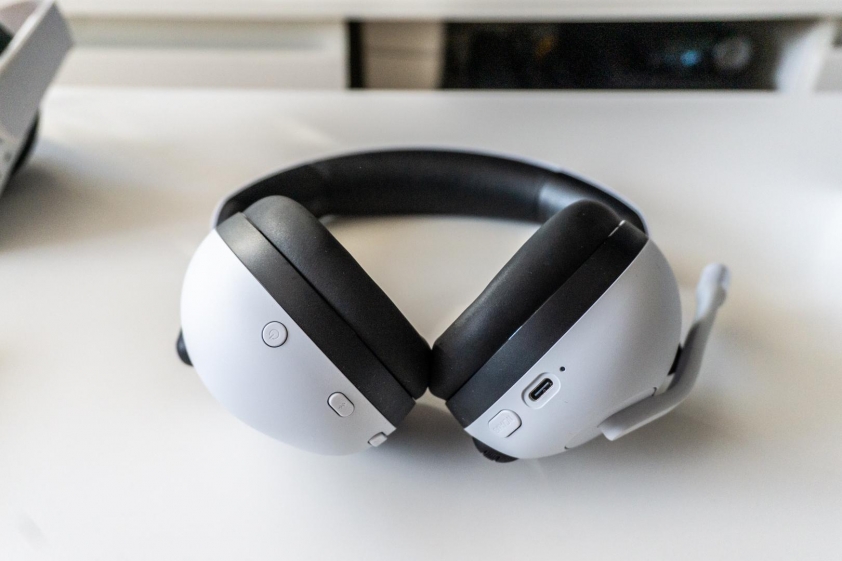 Sony WH-1000XM5 vs XM6: nên chọn tai nghe chống ồn nào?