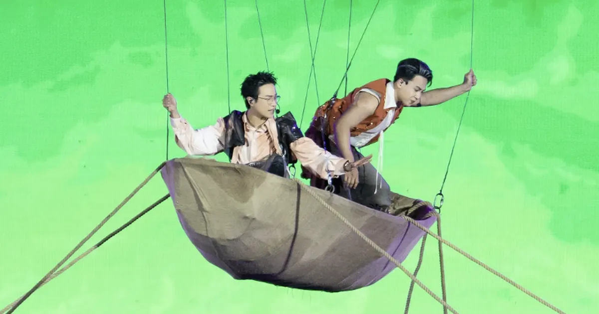 Từ đu dây đến tiên tử bay: concert acrobatic performance bùng nổ trong Anh Trai Vượt Ngàn Chông Gai