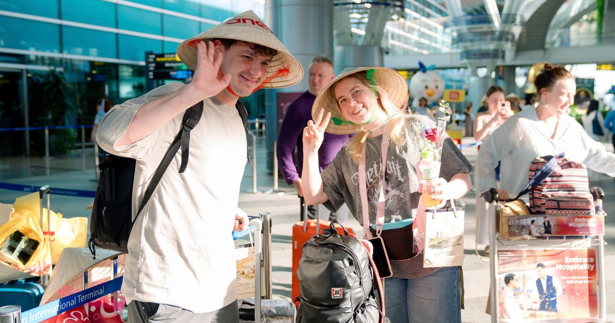 Nga miễn visa cho du khách Việt: Cú hích hay phép thử cho du lịch hai chiều?