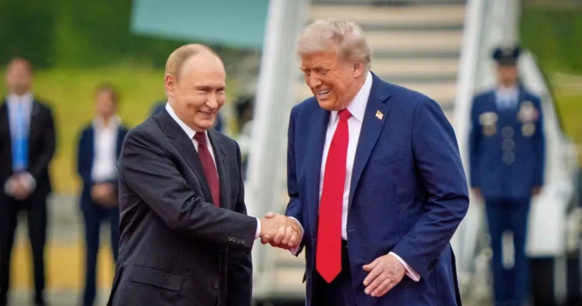 Nới lỏng trừng phạt Nga của Trump: Đòn bẩy hòa bình hay canh bạc nguy hiểm?