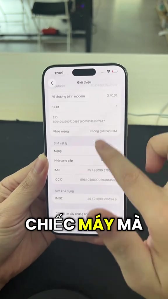 Mục Giới thiệu trong Cài đặt hiển thị IMEI, nhà cung cấp và dòng khóa mạng Không giới hạn SIM