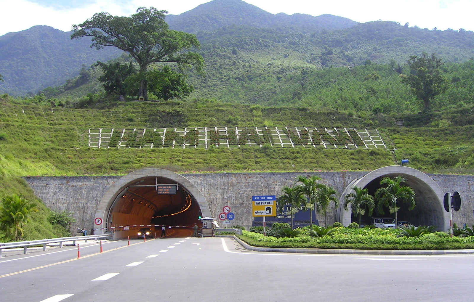Hầm xuyên núi dài 6,2 km: Bước nhảy công nghệ của hạ tầng giao thông