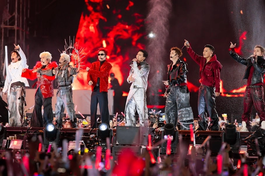 50.000 Khán Giả Và Những Giọt Nước Mắt: Vì Sao Concert Anh Trai Vượt Ngàn Chông Gai Trở Thành Hiện Tượng
