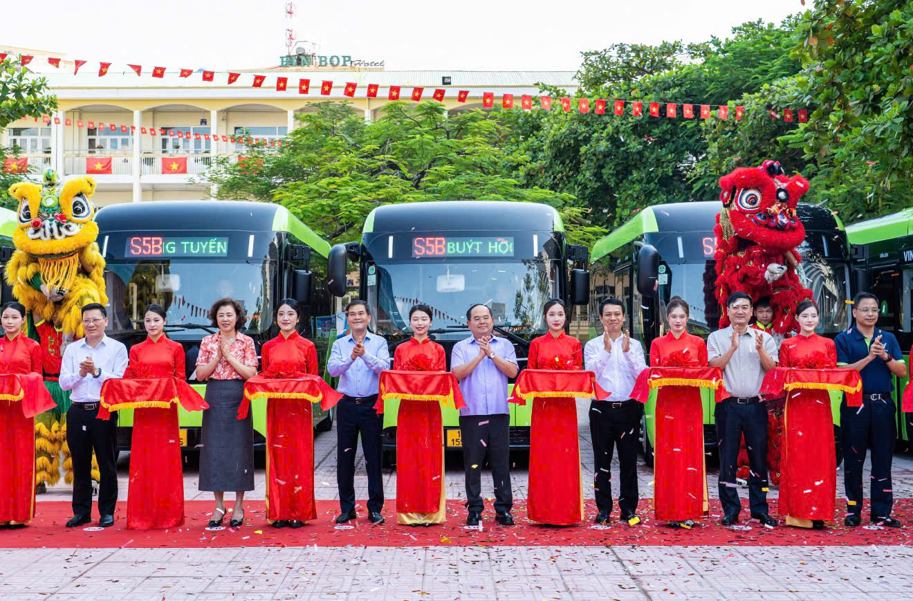 Quảng Ninh dẫn đầu tăng trưởng kinh tế: Bí quyết phía sau GRDP 12,54%