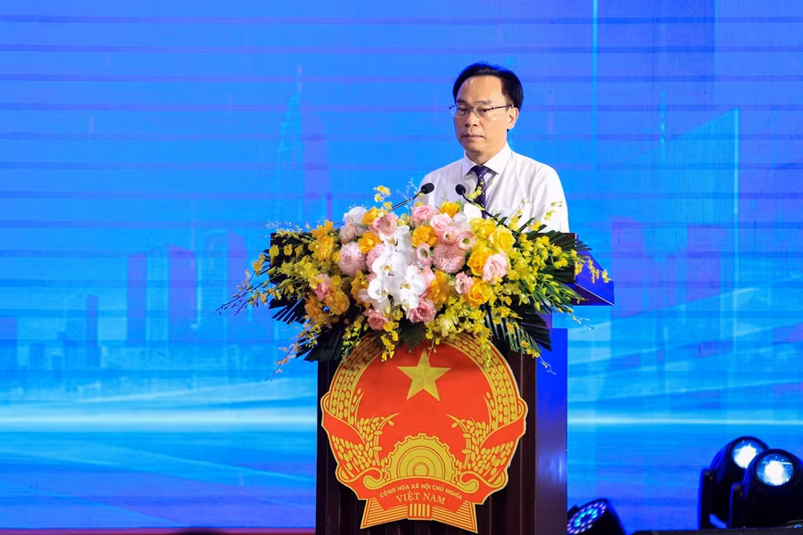 Học sinh phải làm chủ AI, không để công nghệ nghĩ hộ