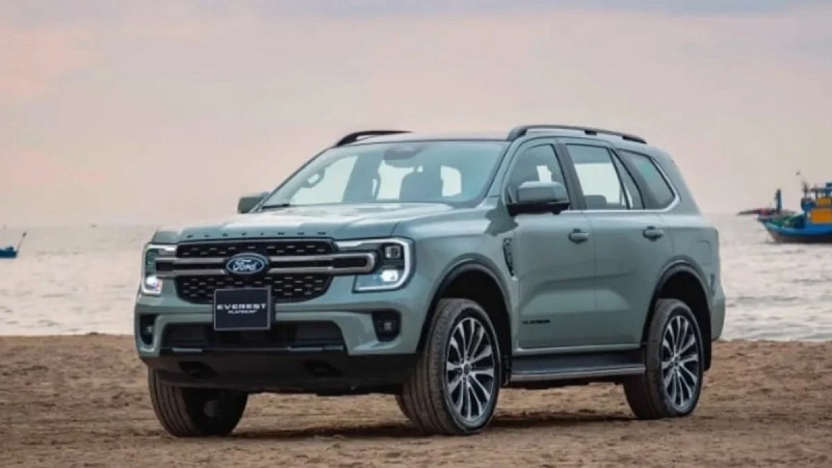 Thị trường xe xăng tháng 9 bứt phá, SUV lên ngôi