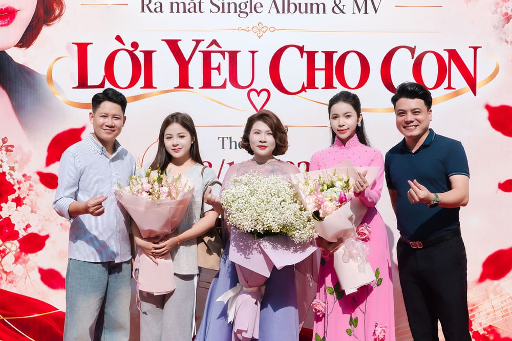 Ca sĩ Phương Mai gửi tình mẫu tử qua MV 'Lời yêu cho con'
