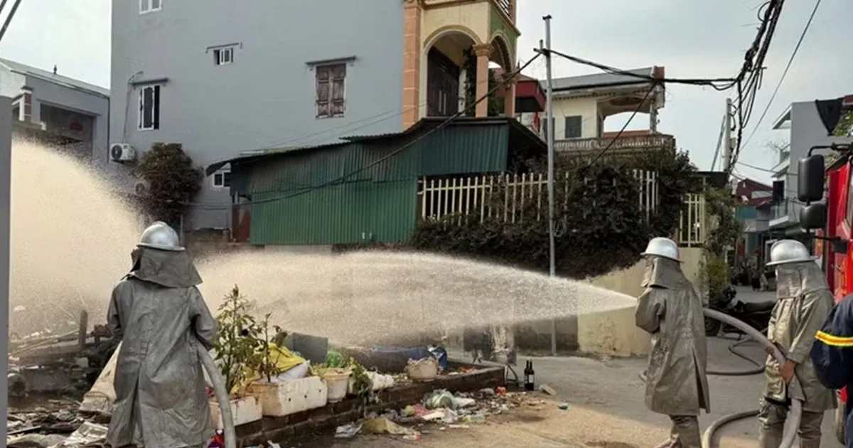Khí clo rò rỉ: Vì sao phổi tổn thương muộn và cách tự bảo vệ