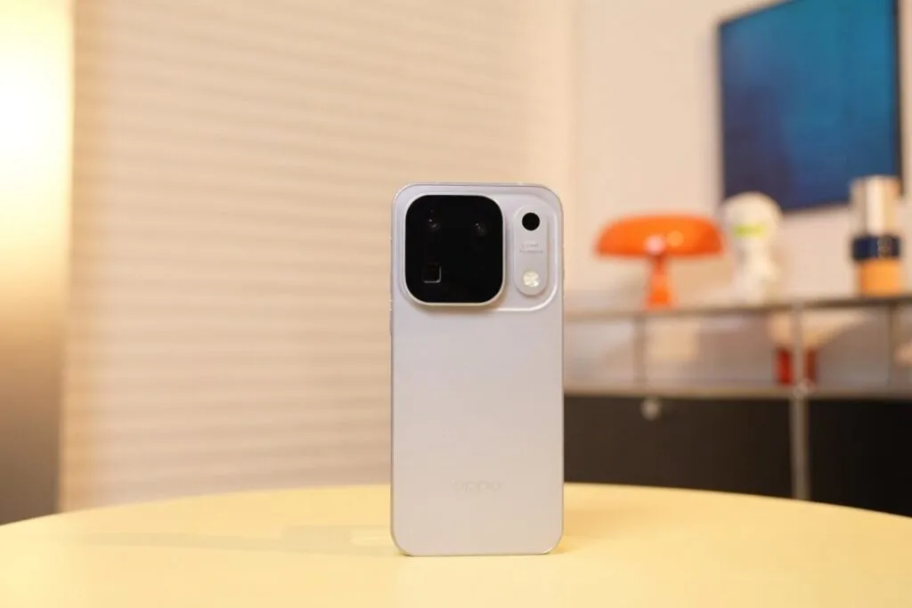 OPPO Find X10 Pro Max: Có nên nâng cấp lên flagship pin 8.000mAh?