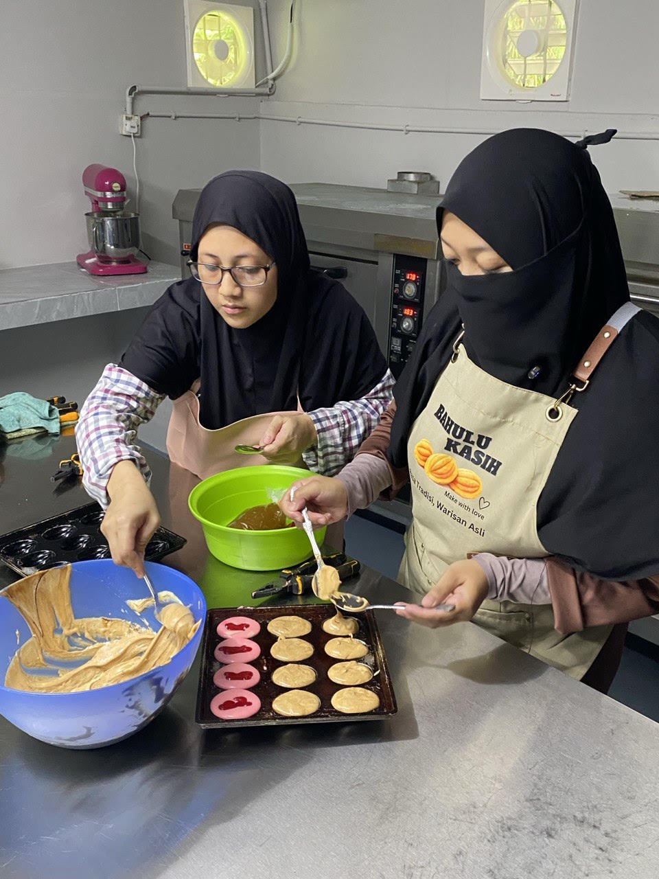 Dari Dapur Rumah kepada Perniagaan Makanan yang Berkembang