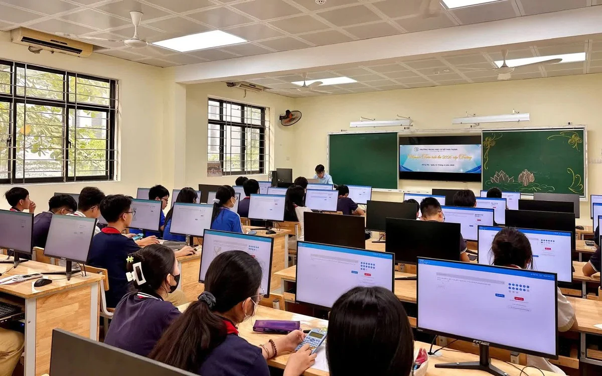 Học bạ số và kiểm tra trên máy tính: phụ huynh cần chuẩn bị gì?