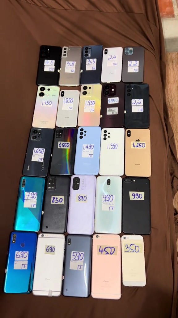 Bán máy cũ tháng 10/2026: cửa hàng thu iPhone 15 11,9 triệu, trợ giá lên đời đến 5 triệu — mình chỉ 4 chỗ hụt tiền