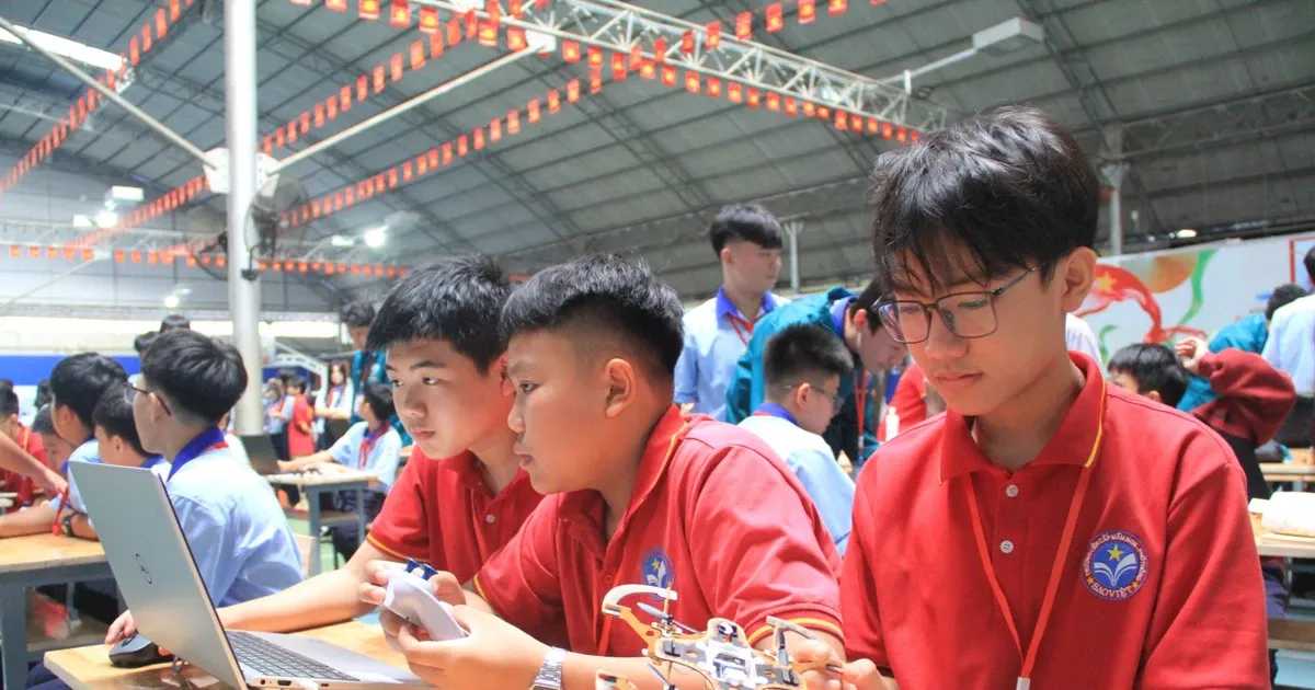 Phòng học STEM trong nhà trường: Khi khoa học bước ra khỏi sách vở
