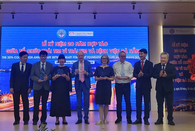 Sàng lọc bệnh tim miễn phí: Từ cứu chữa đến phòng ngừa ngay từ trong bụng mẹ
