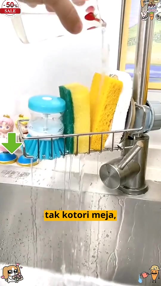 Rak stainless klip pada paip memegang span dan berus, air dituang menitis terus ke sinki