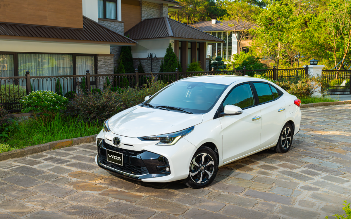 Toyota chiếm 85% sân chơi hybrid: Innova Cross HEV dẫn dắt cuộc đua