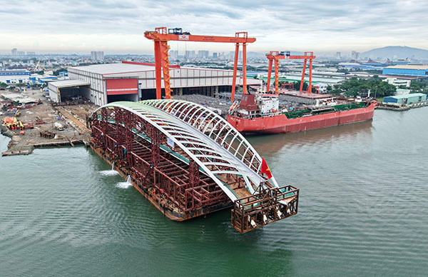 Cầu đi bộ sông Sài Gòn hợp long: Biểu tượng kiến trúc mới của hạ tầng TP.HCM