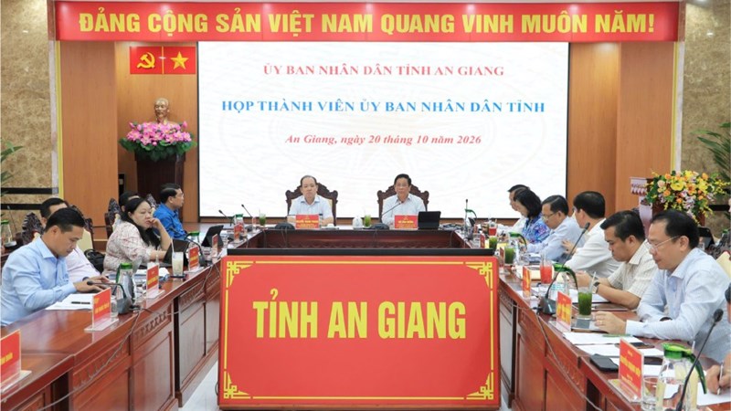 Ba lễ hội văn hóa du lịch lớn: Sông nước, Jazz và Tôm