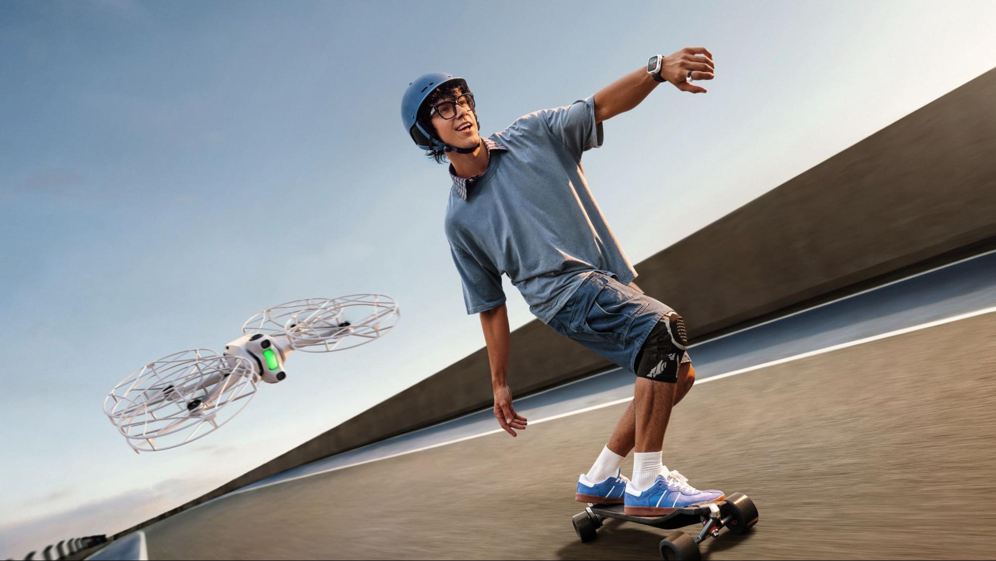 Antigravity A1 Follow Me: Antara Jejak Pintar dan Kawalan Dual-Stick