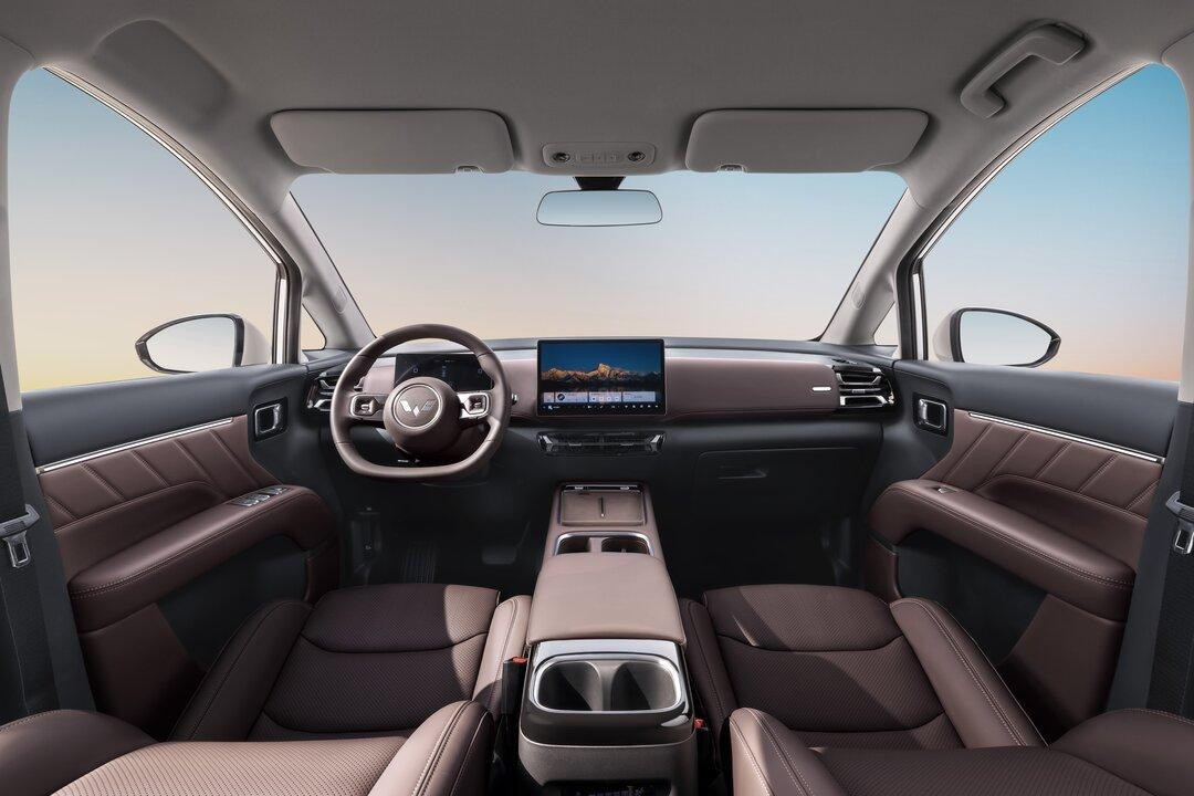 Wuling Darion hay Grango: Chọn MPV điện nào?
