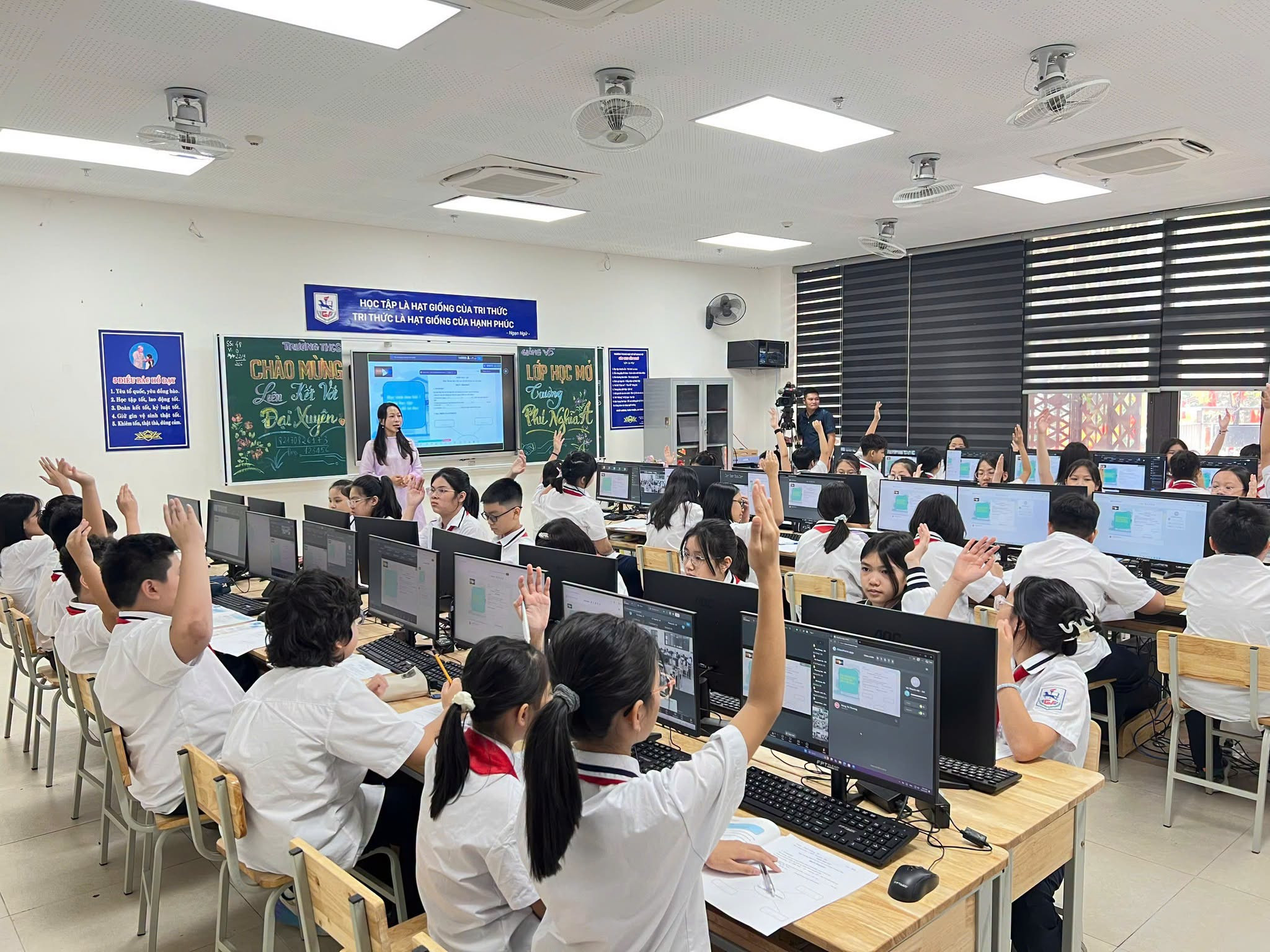 Kiểm tra định kỳ trên máy tính từ tháng 12: Nhà trường và phụ huynh cần chuẩn bị gì?