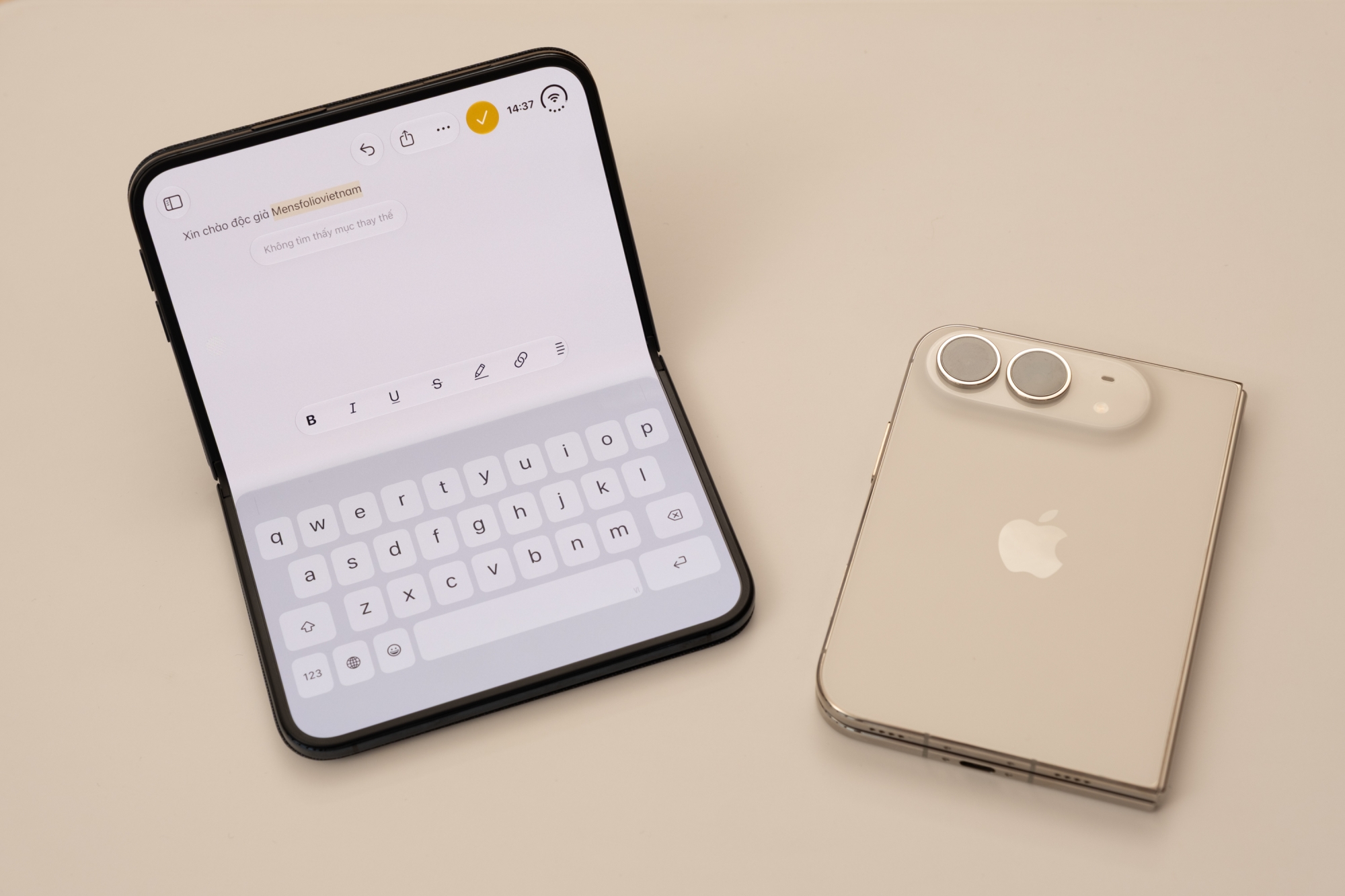 Ứng dụng trên iPhone Duo: Khi màn hình gập thay đổi cách dùng