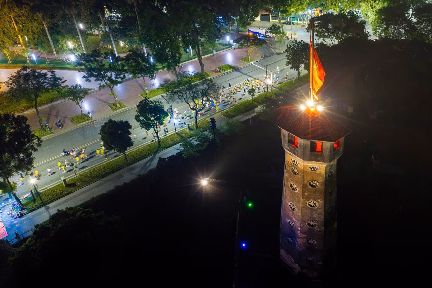 11.000 vận động viên và nhịp đập mới của Hanoi International Marathon