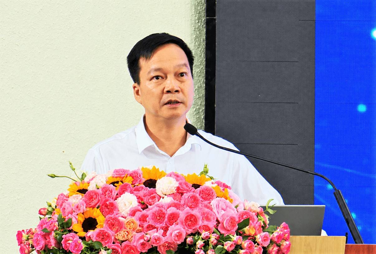 Phụ huynh cần chuẩn bị gì khi con bắt đầu học AI ở trường