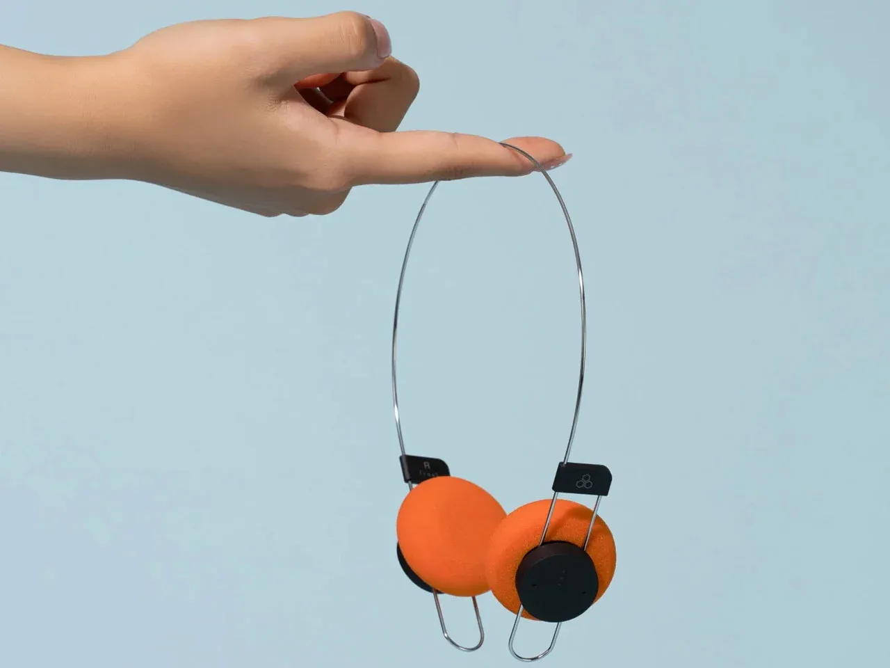 Final Porta: Tai nghe không dây 40 gram cho audiophile di động