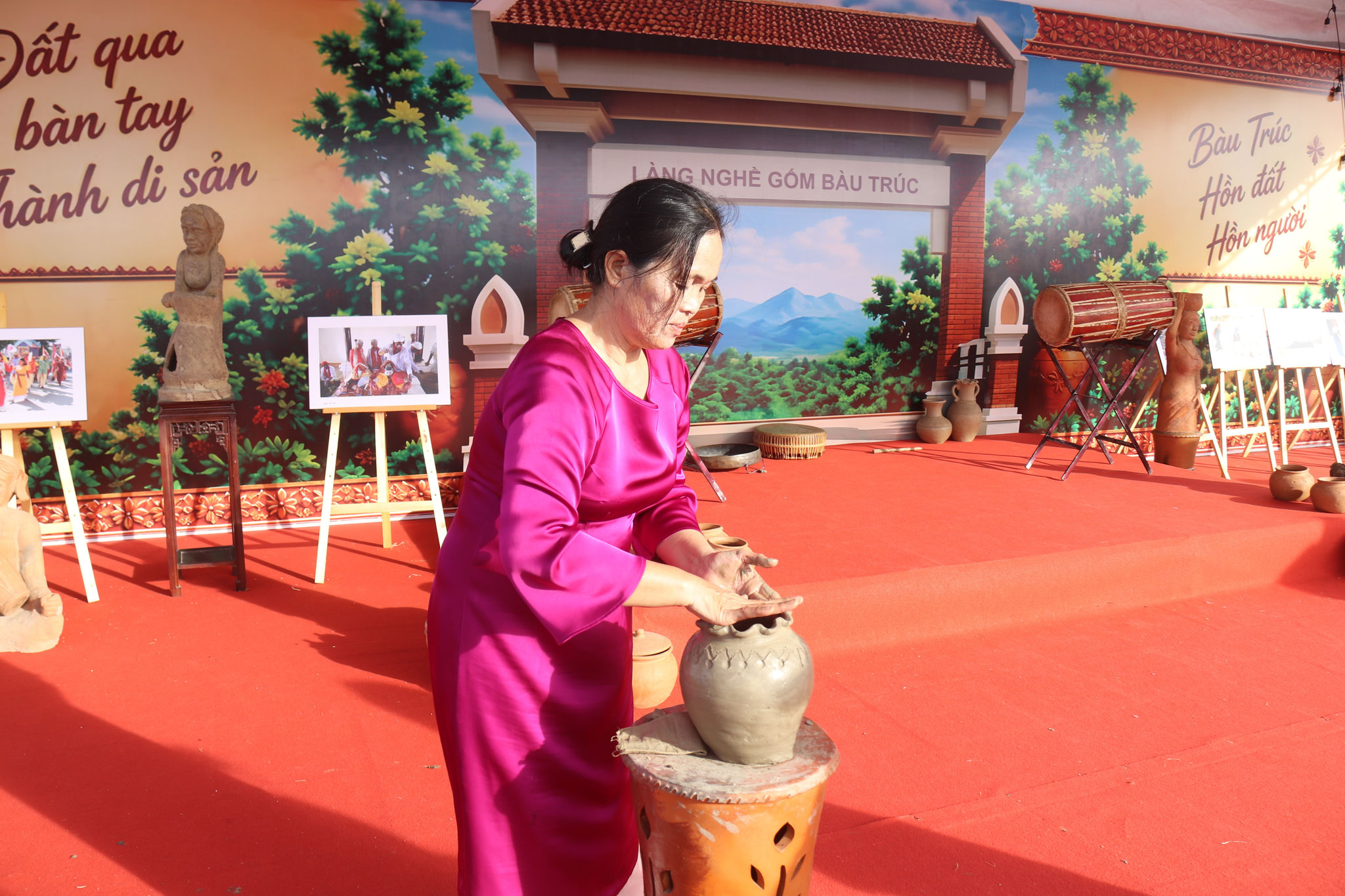 Nghệ thuật làm gốm của người Chăm: bảo tồn di sản thủ công như một di sản sống
