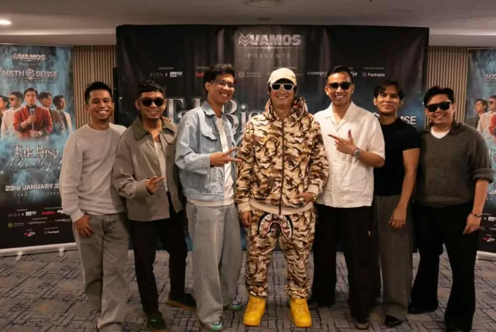 Vokalis Legendaris Persembahkan Konsert Perpisahan Spektakuler Selepas Dua Dekad Bersama Grup