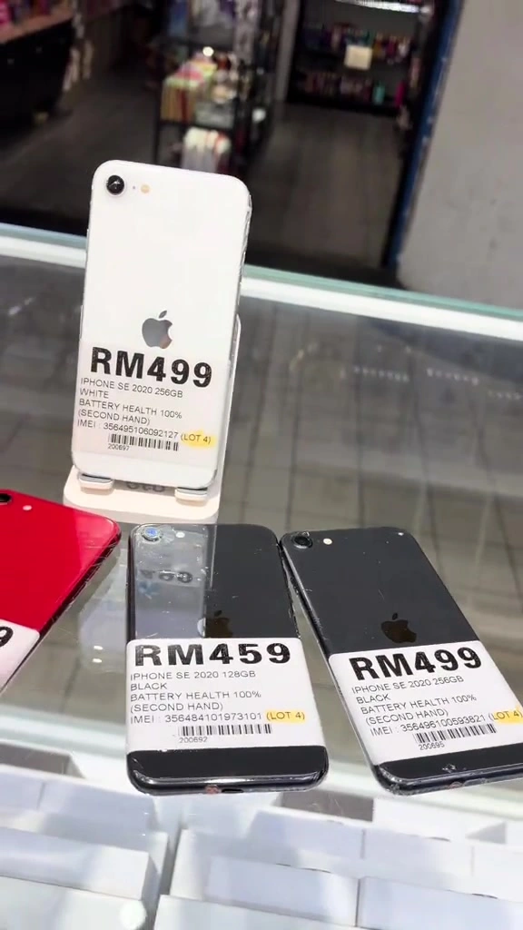 Bajet RM1,800 Nak iPhone Oktober 2026: Aku Semak Tag Harga Kedai, Perangkap 'Wifi Only' & 3 Laluan Yang Wujud