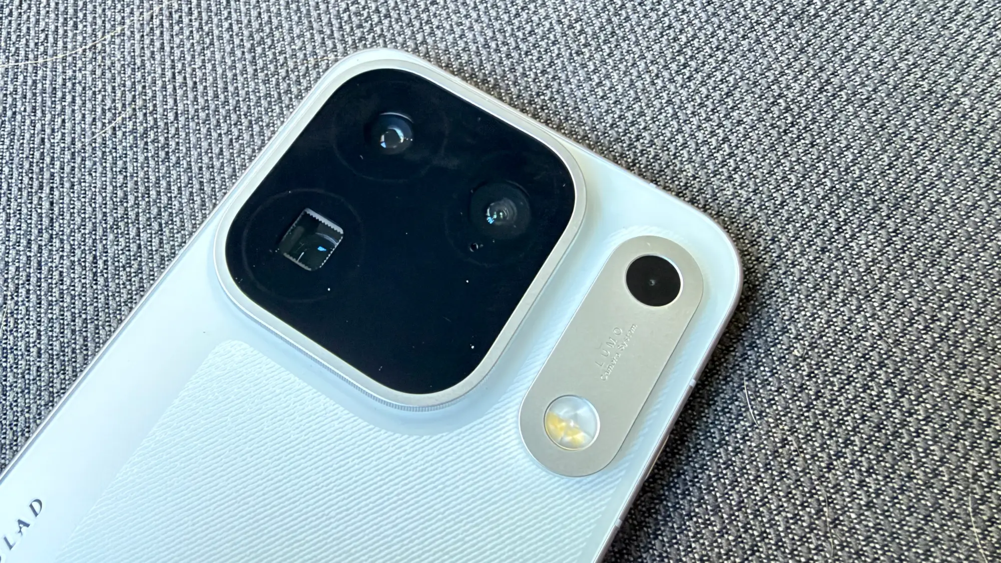 OPPO Find X10 Pro Max: Ba camera 200MP có xứng đáng?