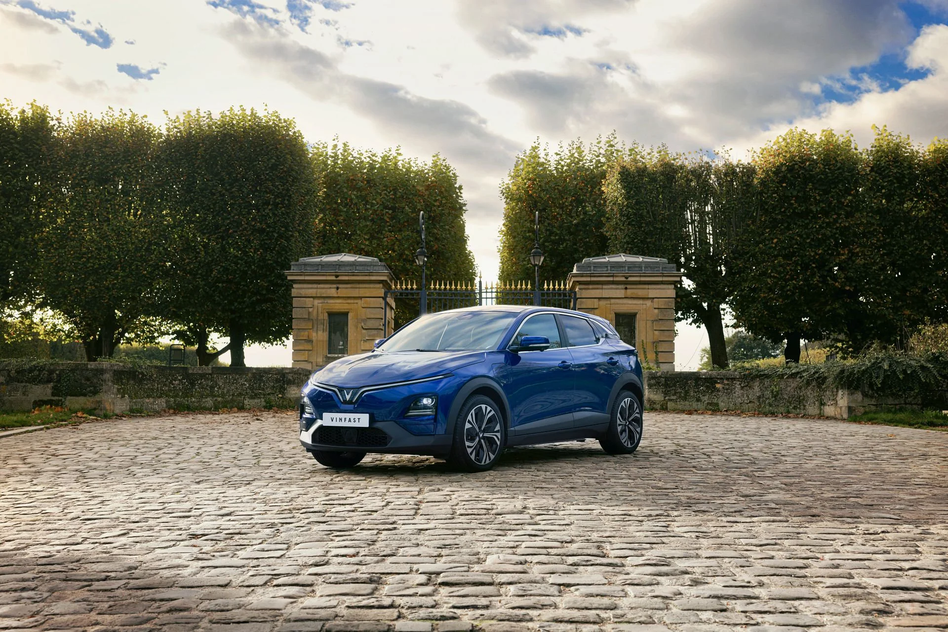 VinFast VF 6 Eco: SUV điện dưới 600 triệu đáng mua nhất cho gia đình