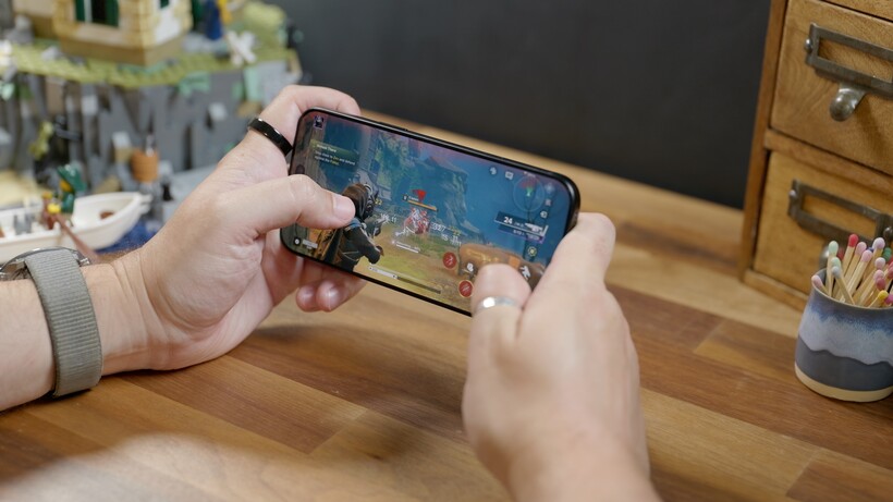 OPPO Find X10 Pro Max vs iPhone 18 Pro Max: chọn flagship nào?