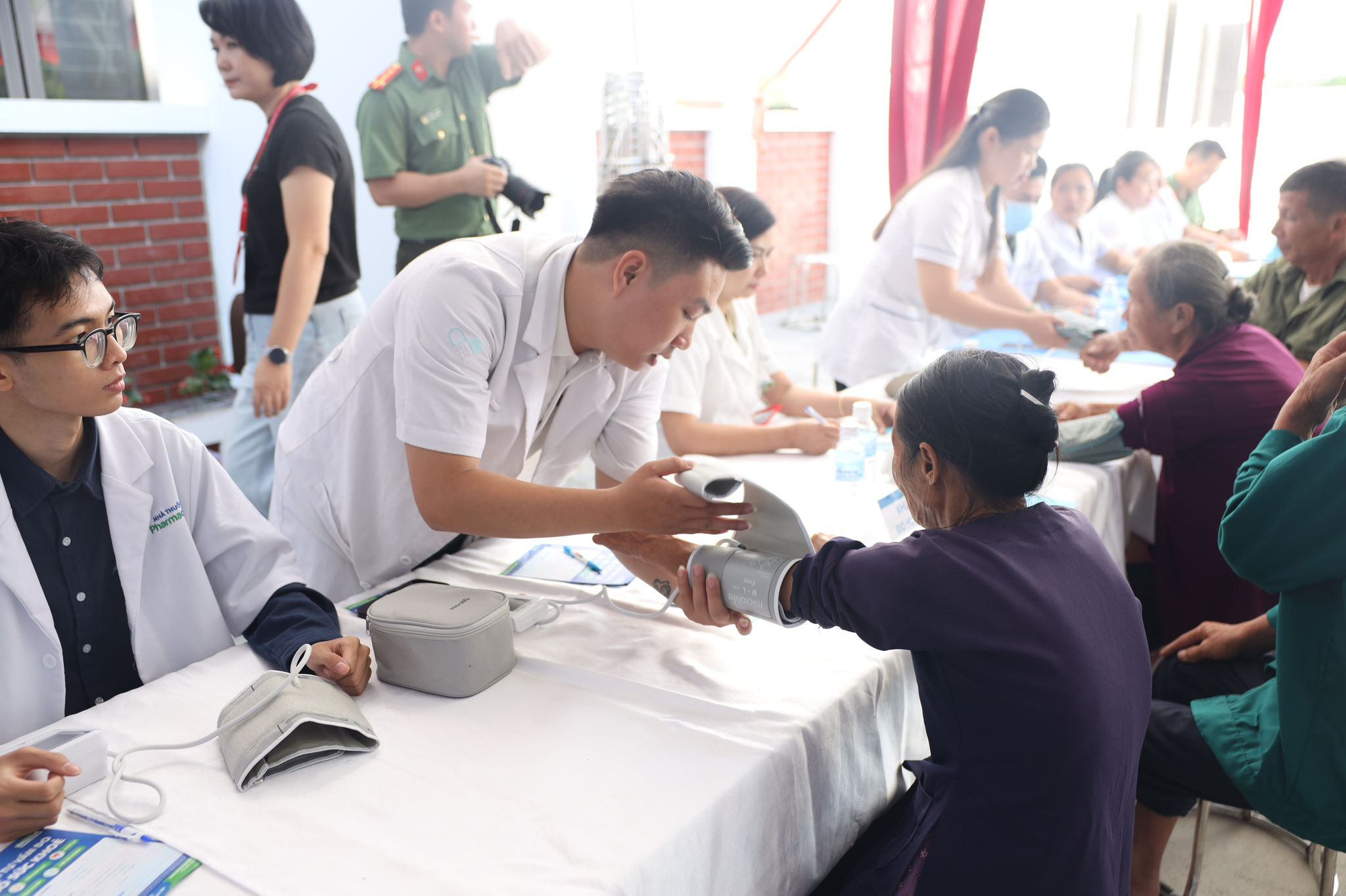 Nhà thuốc cộng đồng: Tuyến đầu chăm sóc sức khỏe mới