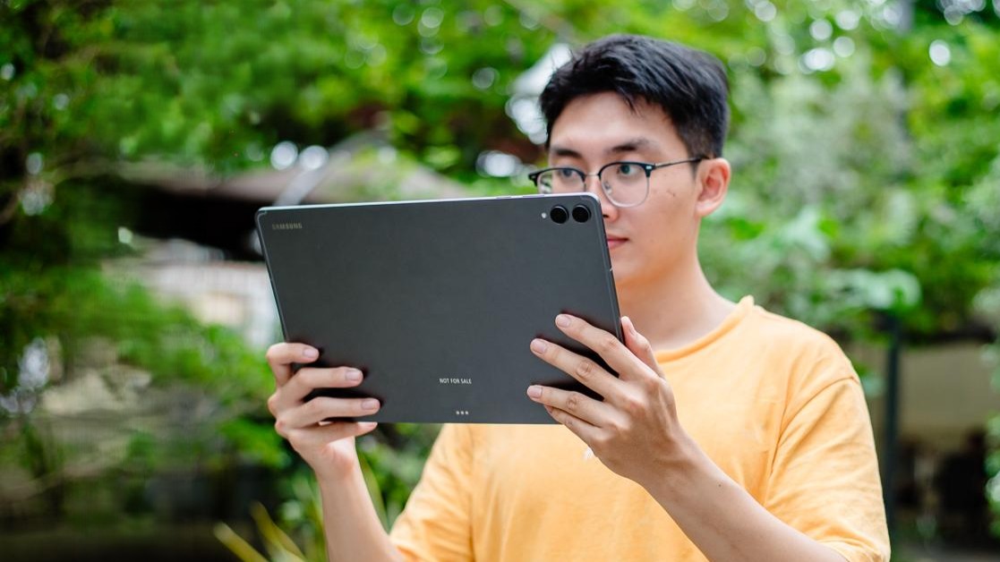 Samsung Galaxy Tab S12 Ultra vs S12 Plus: chọn tablet nào cho công việc và giải trí?