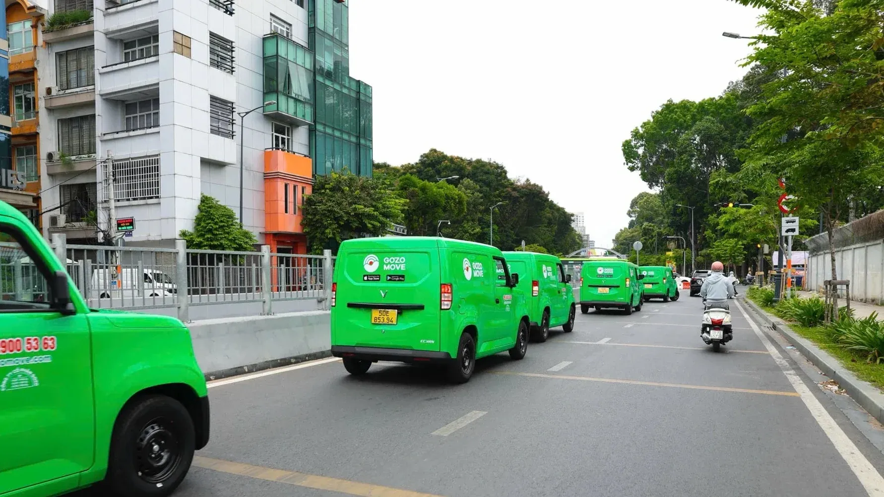 Khi giá xăng tăng: Có nên chuyển sang xe điện để tiết kiệm?
