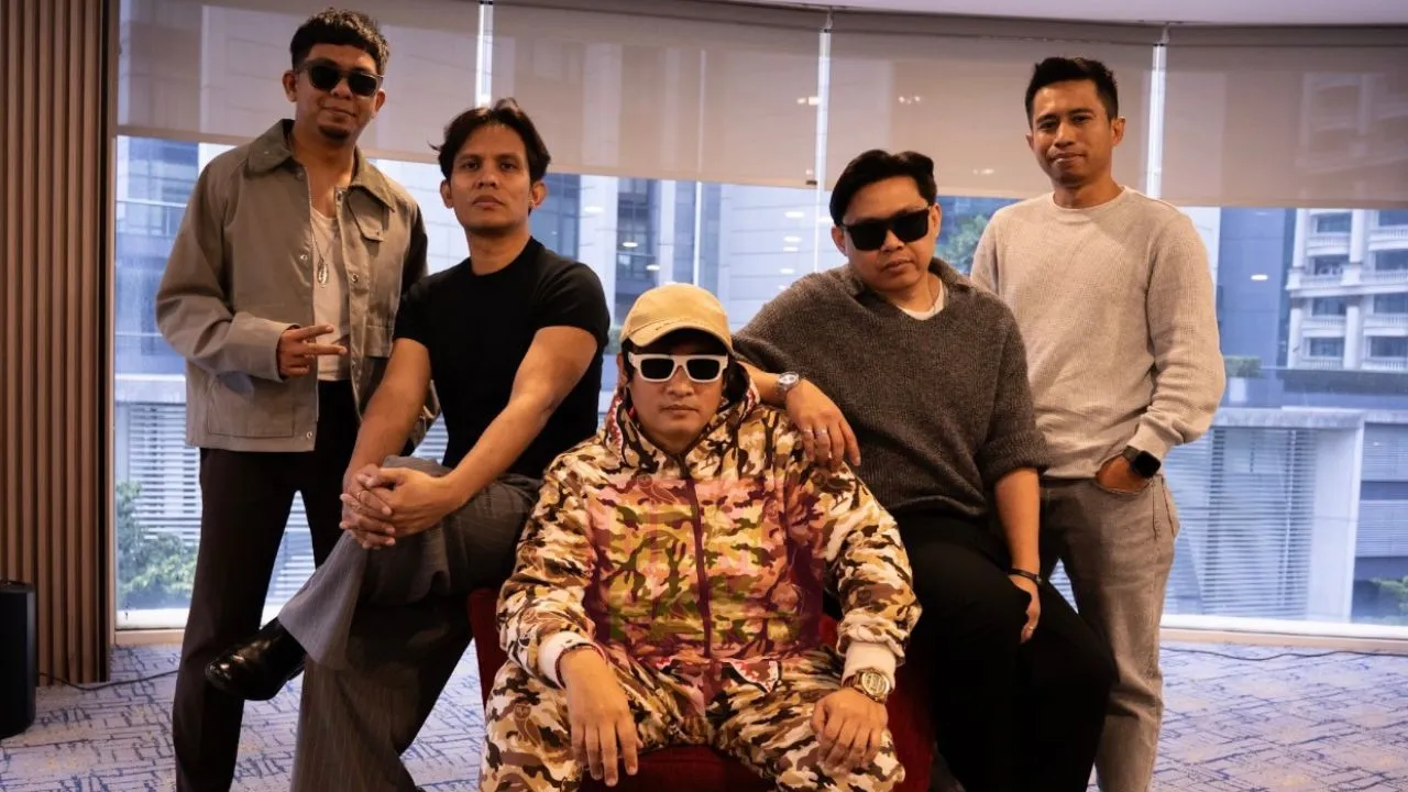 Vokalis Legendaris Persembahkan Konsert Perpisahan Spektakuler Selepas Dua Dekad Bersama Grup