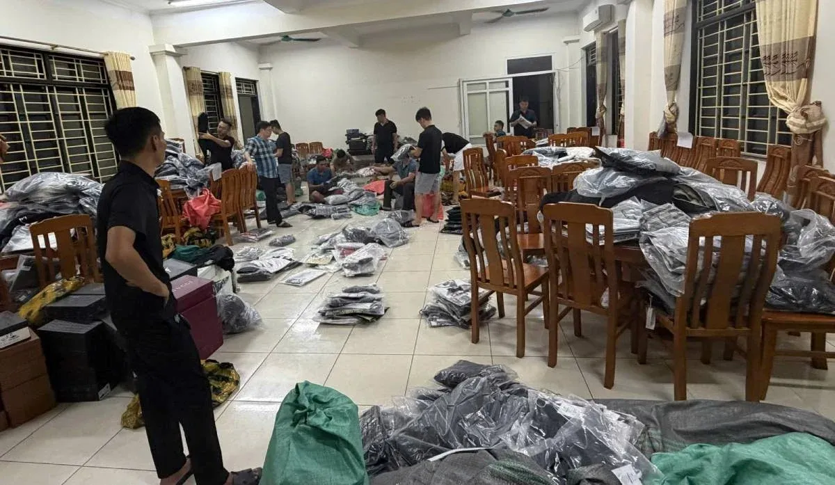 Cảnh báo: Thực phẩm chức năng giả trên sàn thương mại điện tử đe dọa sức khỏe vận động viên thể hình