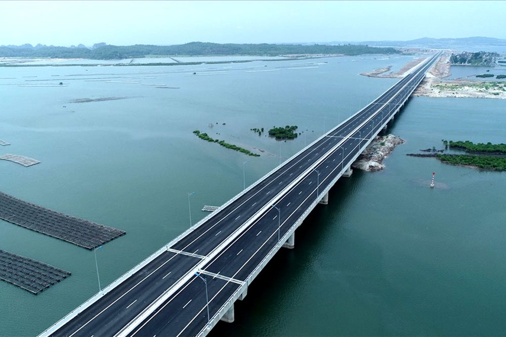 Ba cây cầu dây văng kỷ lục định hình vị thế kỹ thuật Việt Nam