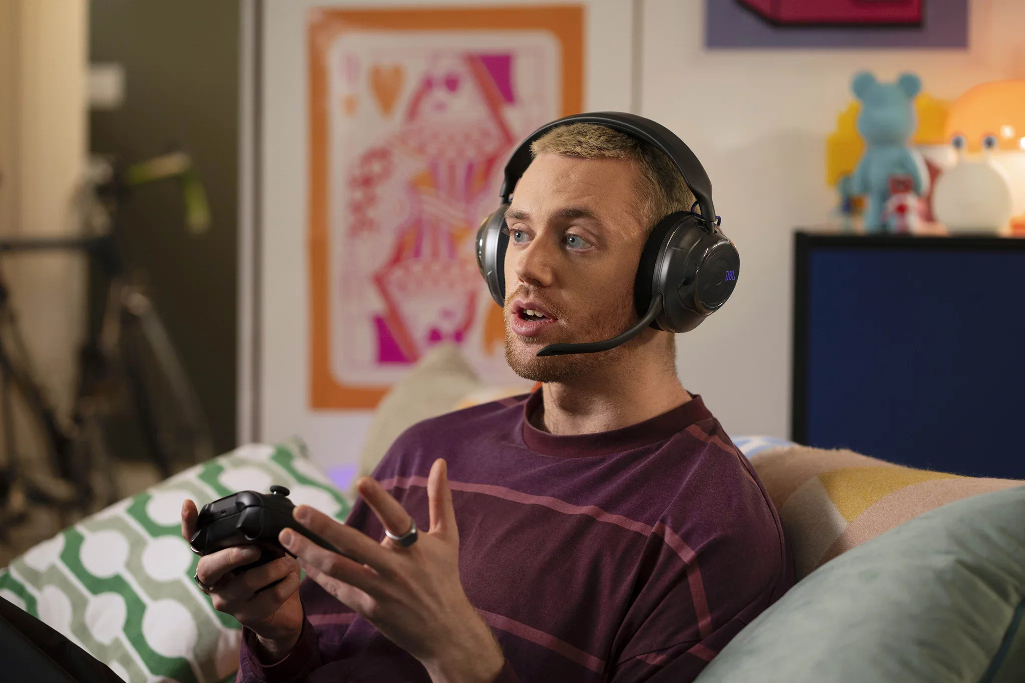 JBL Quantum 520: Tai nghe gaming không dây 2,99 triệu có đáng tiền?