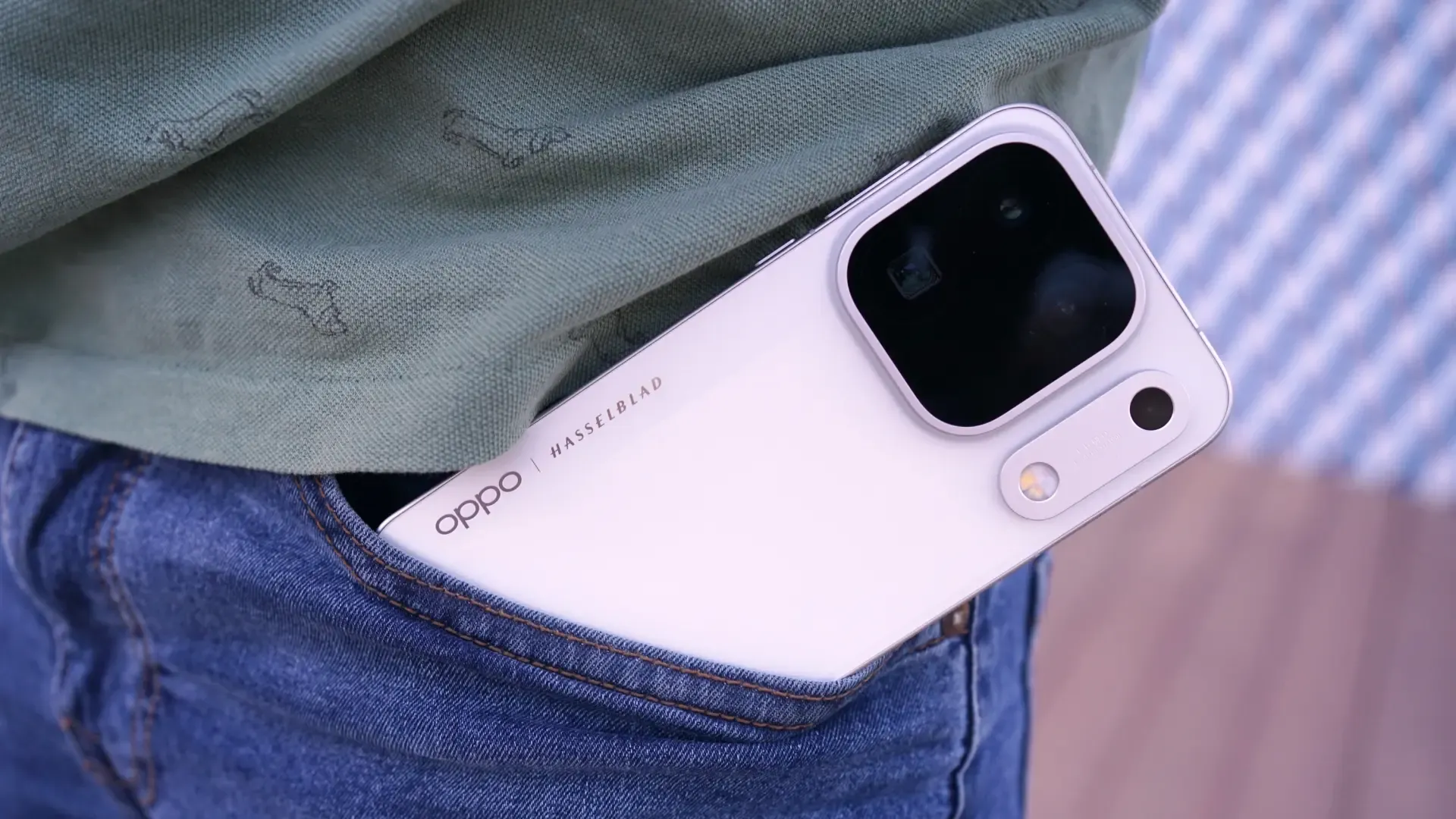 Oppo Find X10 Pro Max: 600MP cho ảnh chân thực, không màu mè