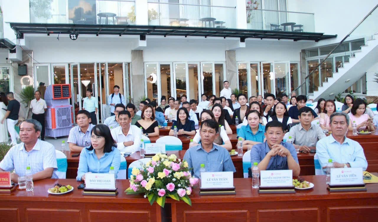 Vĩnh Hải Run – Vĩnh Hy Cup: Đường chạy ven biển kết nối thể thao và du lịch