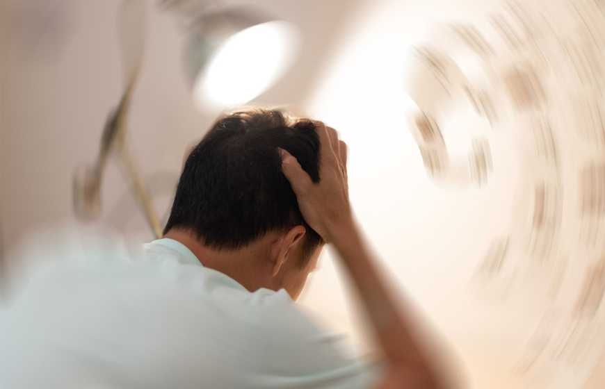 Những dấu hiệu âm thầm của đột quỵ ở người trẻ