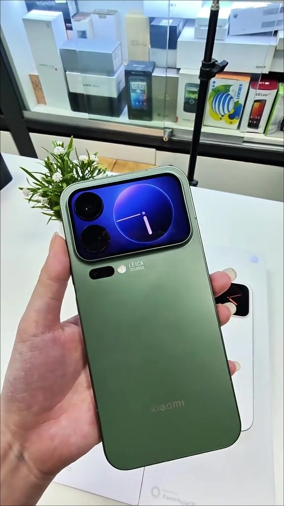 Xiaomi 17 Pro Max xách tay tụt còn 13–14 triệu tháng 10/2026: mình chốt đáng múc hay chờ