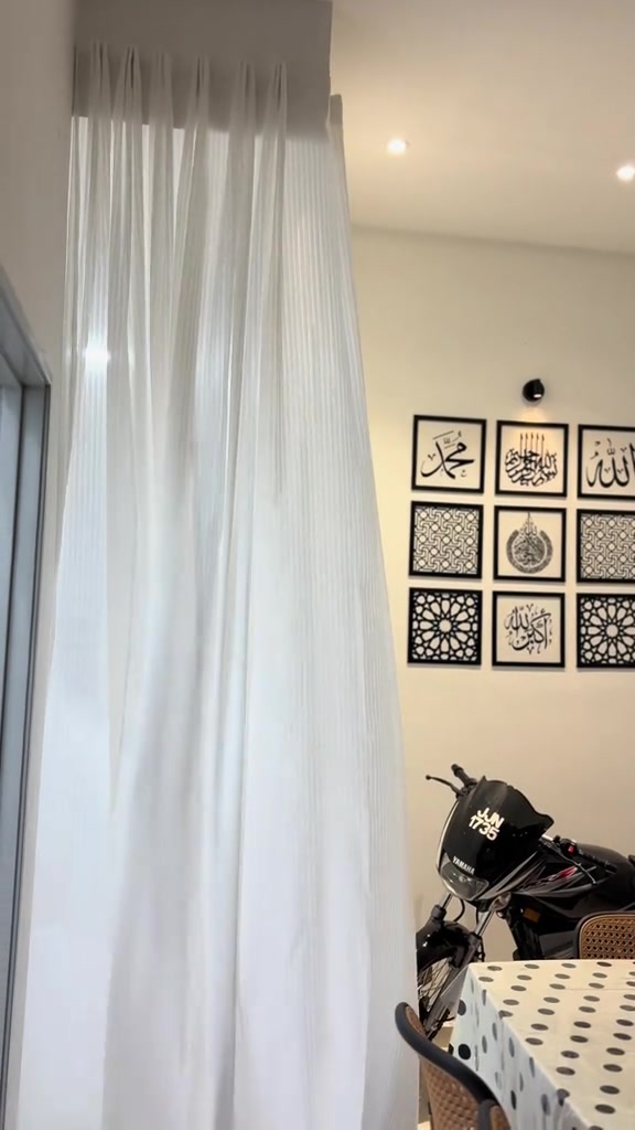 Langsir Rumah Sewa Tanpa Tebuk: Velcro, Rod Pelekat & Rod Spring — Beban, Cara Pasang & Harga Dari RM0.69